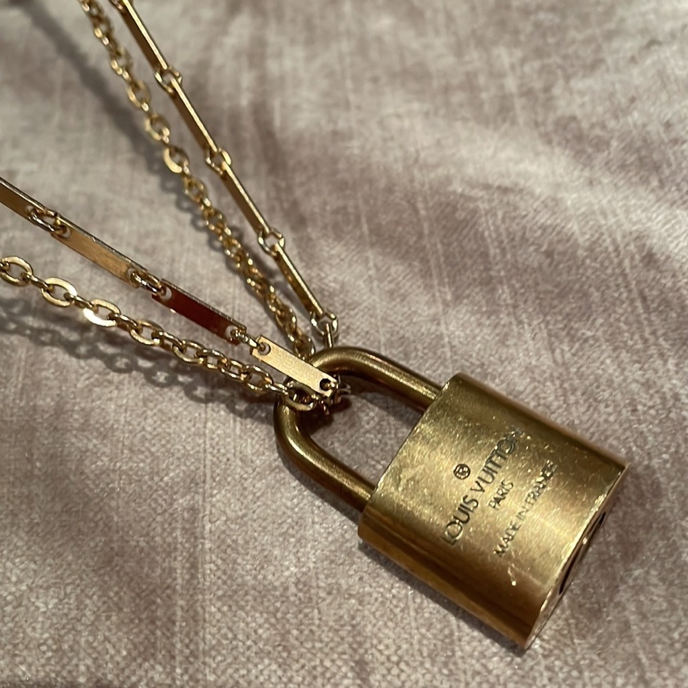 Louis Vuitton Lock Necklace - Picture 9 of 9